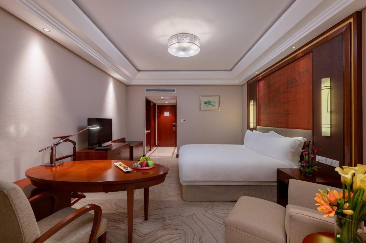 Sofitel Hangzhou Westlake - Few Steps To West Lake, With Panoramic Lake View Terrace Exterior photo
