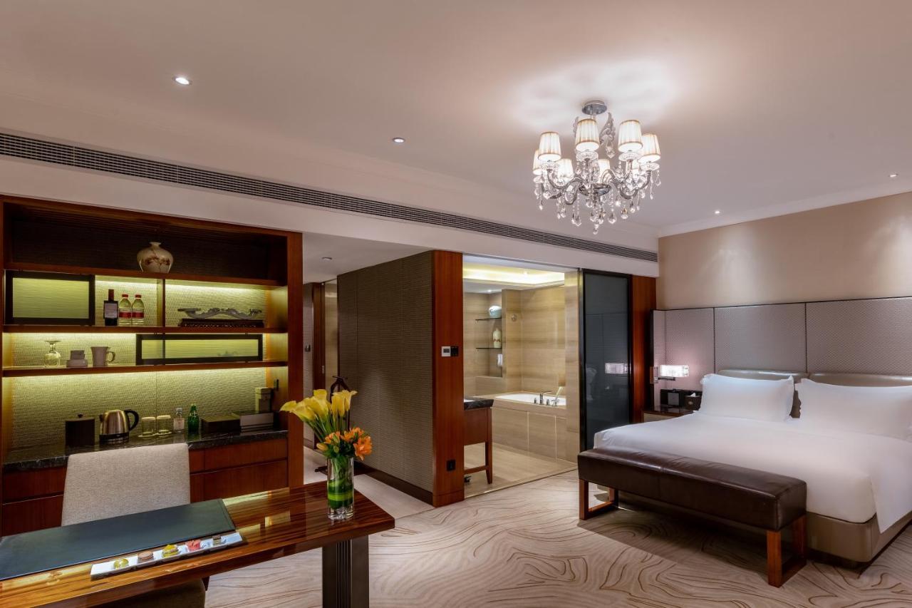 Sofitel Hangzhou Westlake - Few Steps To West Lake, With Panoramic Lake View Terrace Exterior photo