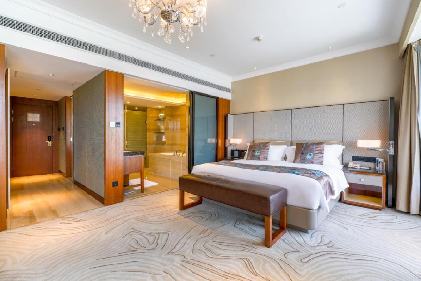 Sofitel Hangzhou Westlake - Few Steps To West Lake, With Panoramic Lake View Terrace Exterior photo