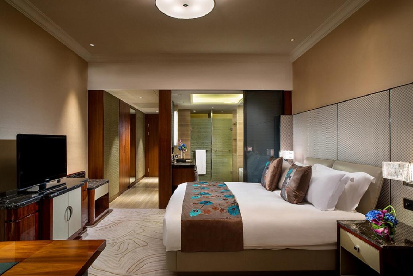 Sofitel Hangzhou Westlake - Few Steps To West Lake, With Panoramic Lake View Terrace Exterior photo