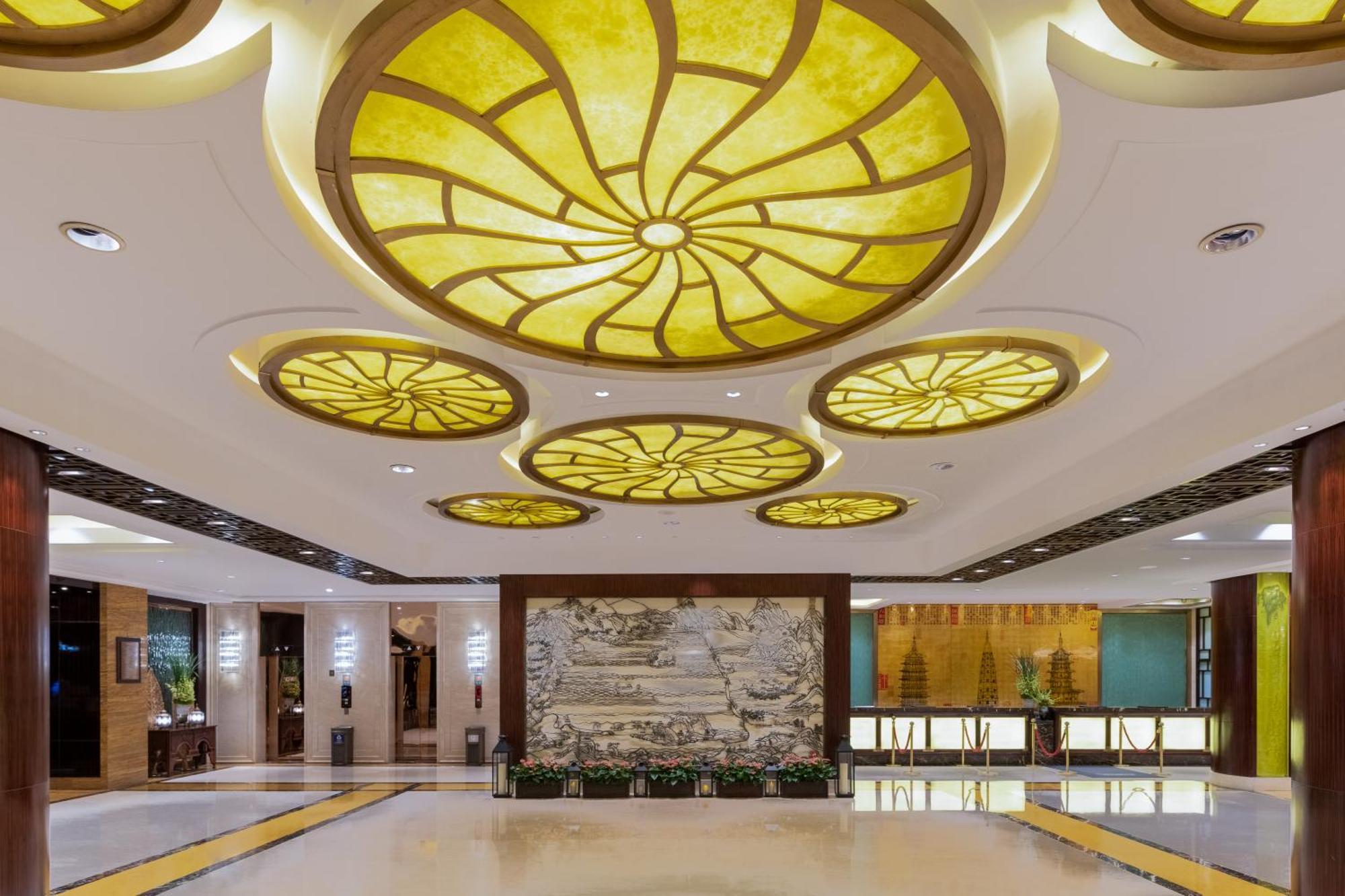 Sofitel Hangzhou Westlake - Few Steps To West Lake, With Panoramic Lake View Terrace Exterior photo